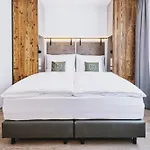 Nikolaus By Avenida Panoramic Wellness Целль-ам-Зе