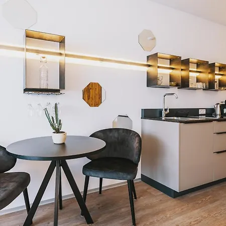 Hotel apartamentowy Nikolaus By Avenida Panoramic Wellness 4*