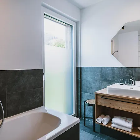 Nikolaus By Avenida Panoramic Wellness מלון דירות צל-אם-זי