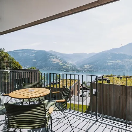 Nikolaus By Avenida Panoramic Wellness 4*