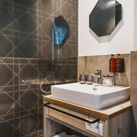 Aparthotel Nikolaus By Avenida Panoramic Wellness 4*