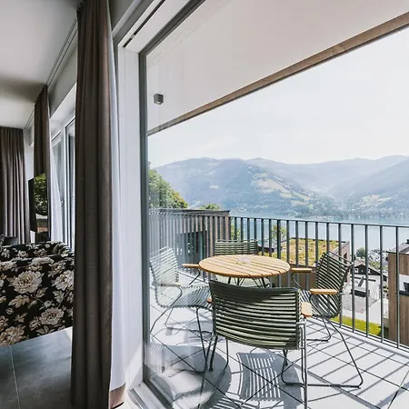 アパートホテル Nikolaus By Avenida Panoramic Wellness 4*