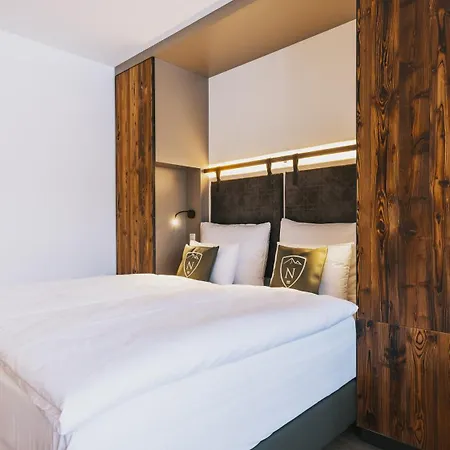 מלון דירות Nikolaus By Avenida Panoramic Wellness 4*