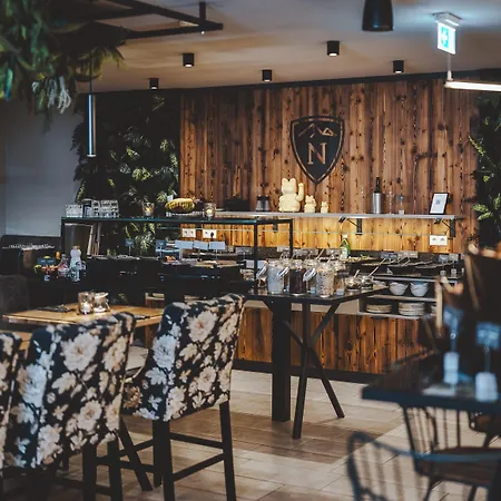 Nikolaus By Avenida Panoramic Wellness מלון דירות צל-אם-זי