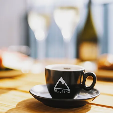 Nikolaus By Avenida Panoramic Wellness מלון דירות צל-אם-זי