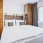 Nikolaus By Avenida Panoramic Wellness 4*